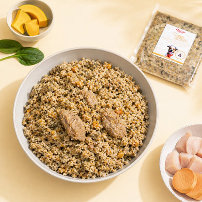 Dog food bowl with Oscar Daisy pack, on a light background